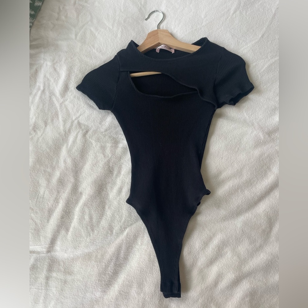BLUE BLUSH BODY SUIT